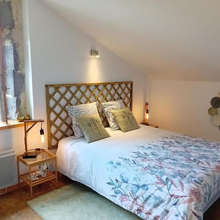 Hotel Le Couvent Veyre-Monton Esterno foto
